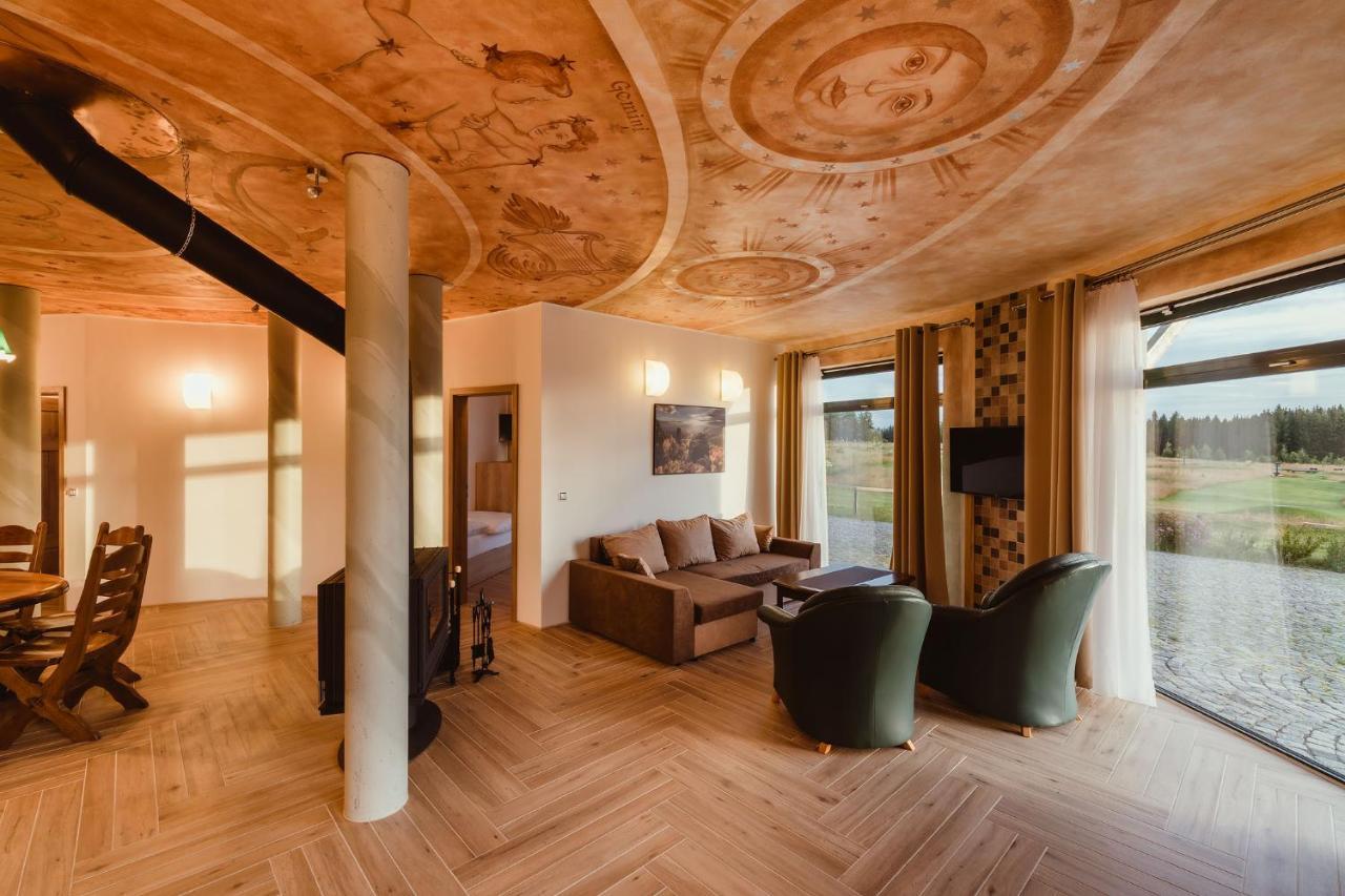 Hotel Dymnik ルンブルク エクステリア 写真