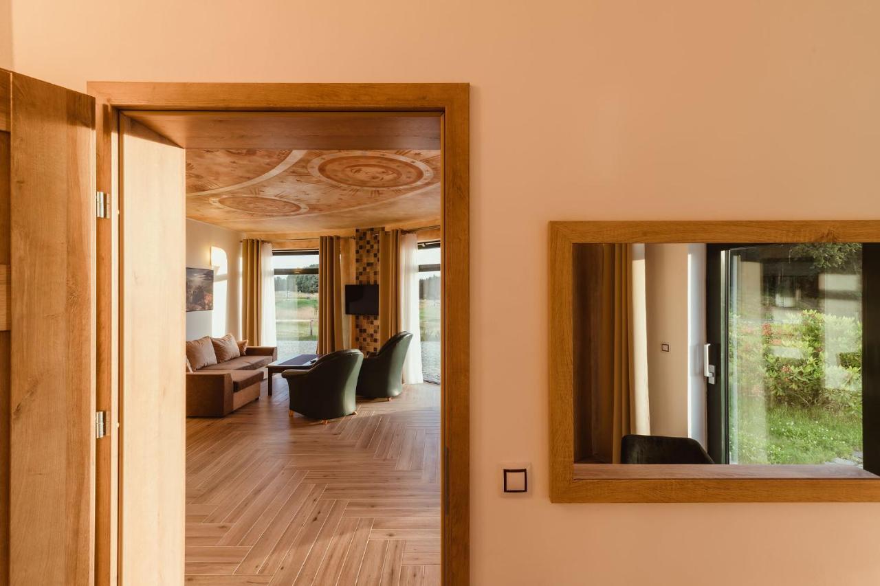 Hotel Dymnik ルンブルク エクステリア 写真